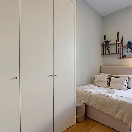 31 Janeiro 157 - Stylish 1Br W/ Ac & Balcony By Lovelystay Порто Екстериор снимка